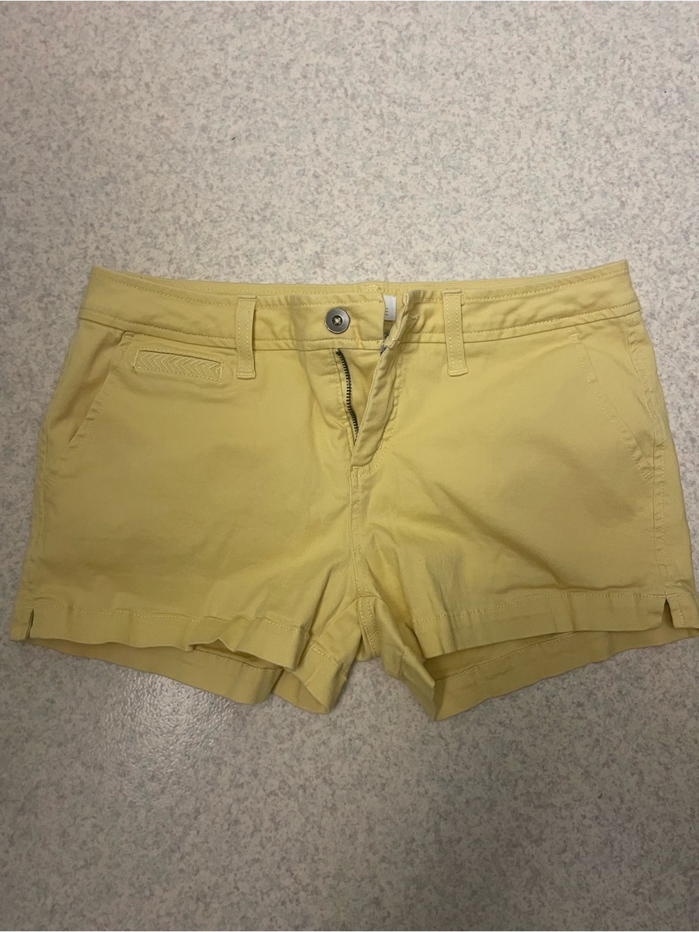 Market & Spruce Light Yellow Cotton Shorts